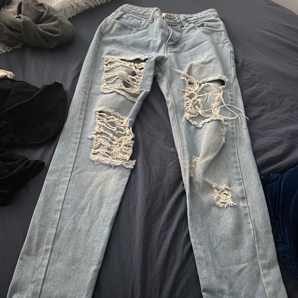 Ripped boyfriend jeans